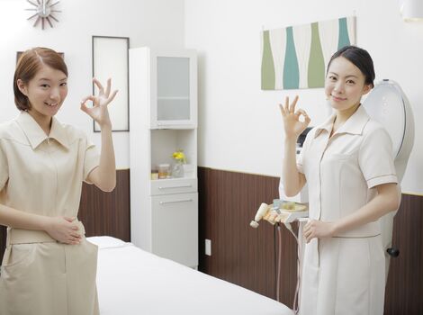 エステサロンの女性スタッフたち